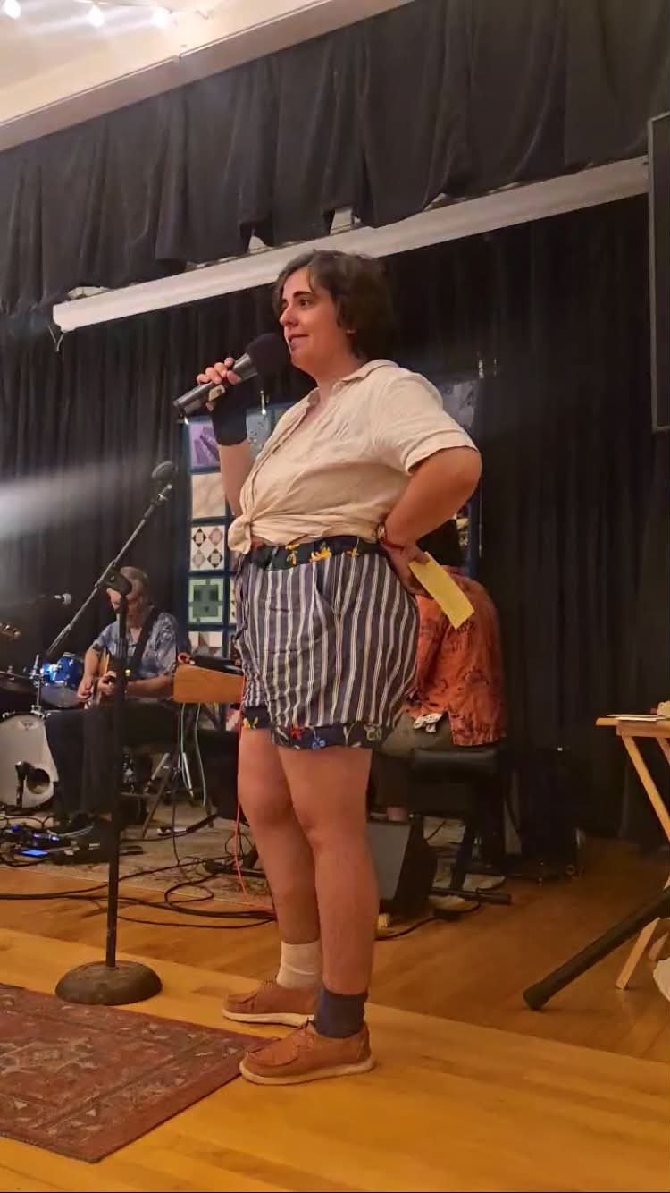 Rachel Ameen calling a dance